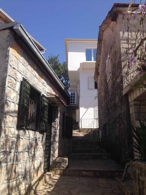 Apartmani Roganovic Luštica Εξωτερικό φωτογραφία