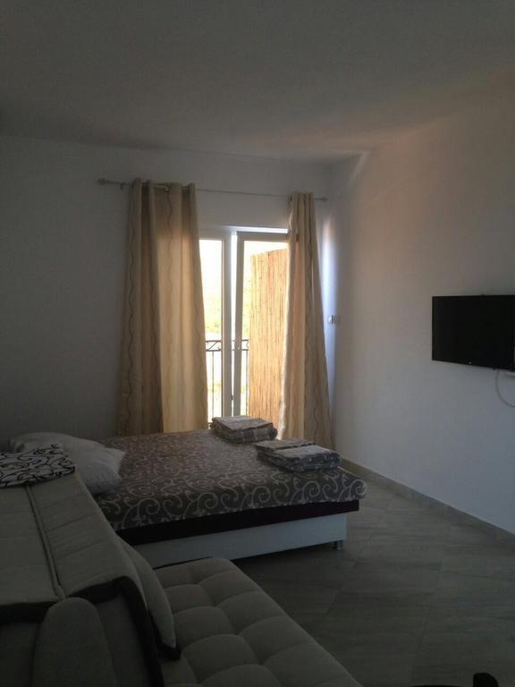 Apartmani Roganovic Luštica Εξωτερικό φωτογραφία
