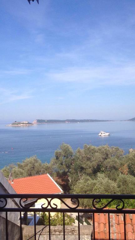 Apartmani Roganovic Luštica Εξωτερικό φωτογραφία